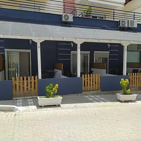 Stratos Family & Apartment *