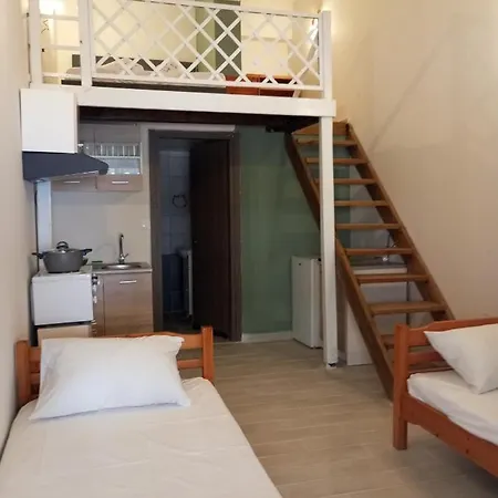 Stratos Family Apartments&studios *