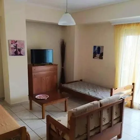 Stratos Family Apartments&studios *