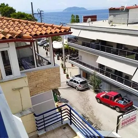 Stratos Family & Apartmán Neos Marmaras